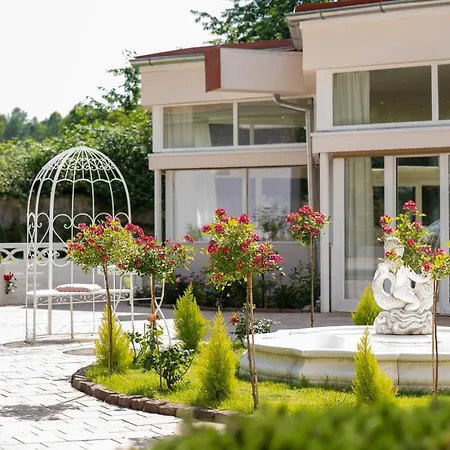 Ξενοδοχείο Wilhelmsthal 3*