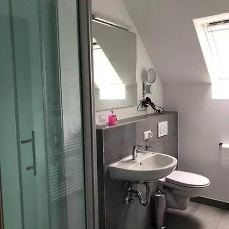 Hotel Wilhelmsthal 3*